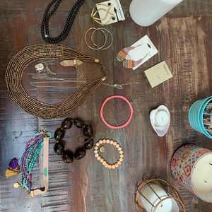 JEWELRY BUNDLE